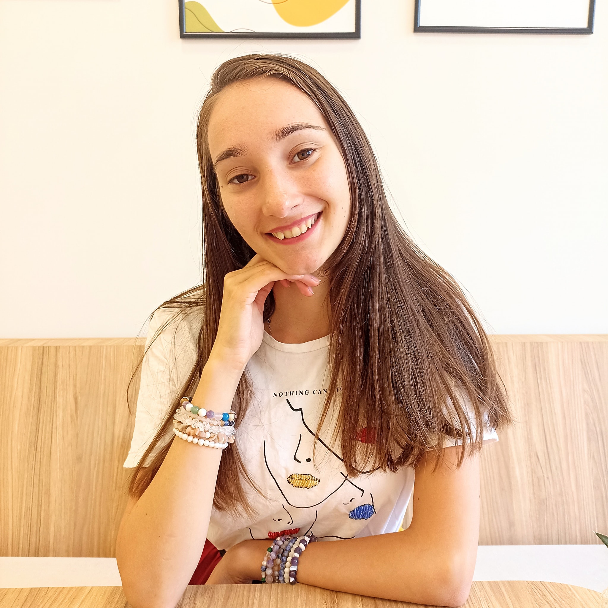 кристали, камъни, холистична бижутерия